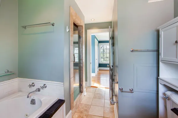 $595,000 | 311 Temple Avenue, Highland Park, IL 60035