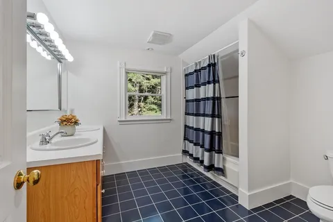 $1,350,000 | 132 Cottage Street, Concord, MA 01742