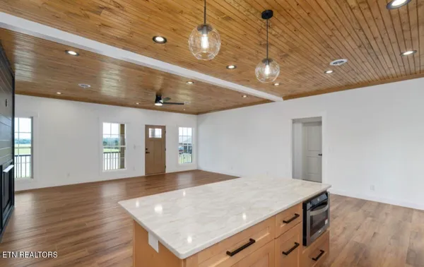 $599,900 | 12126 Lasalle Court, Glade Spring, VA 24340