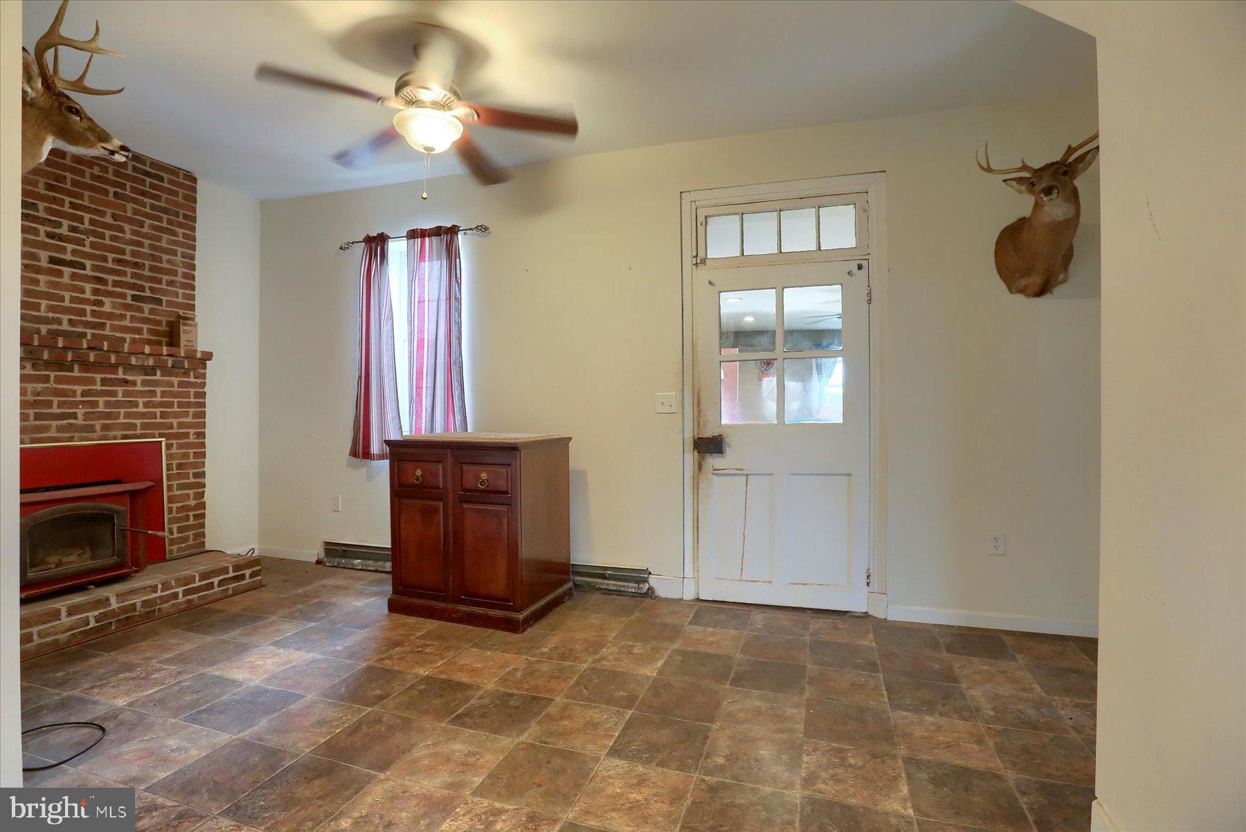 885 Mt Zion Road Dillsburg, PA 17019 - Photo 7 of 36