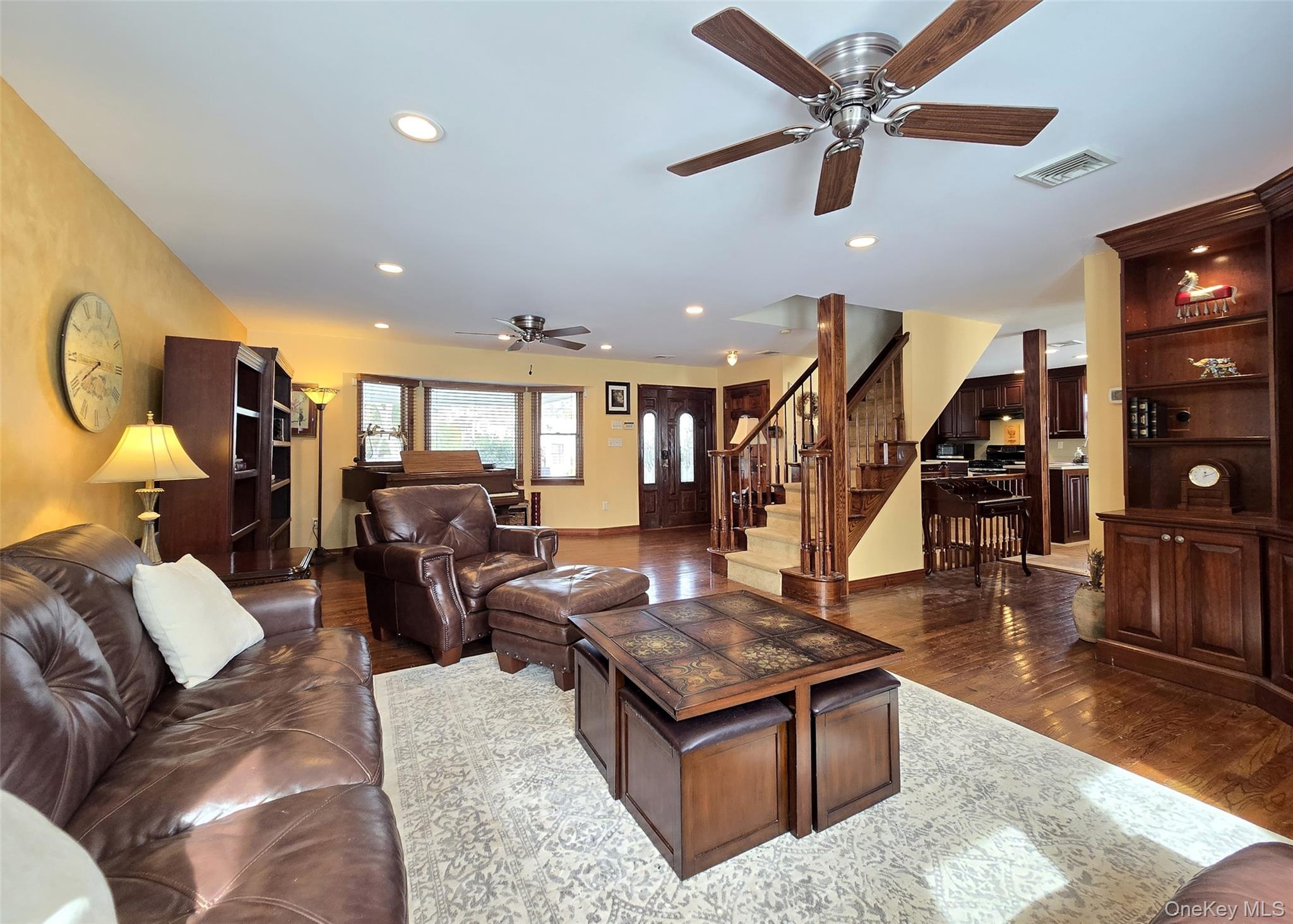 4 Cameo Road Commack, NY 11725 - Photo 6 of 23 a living room with furniture and kitchen view