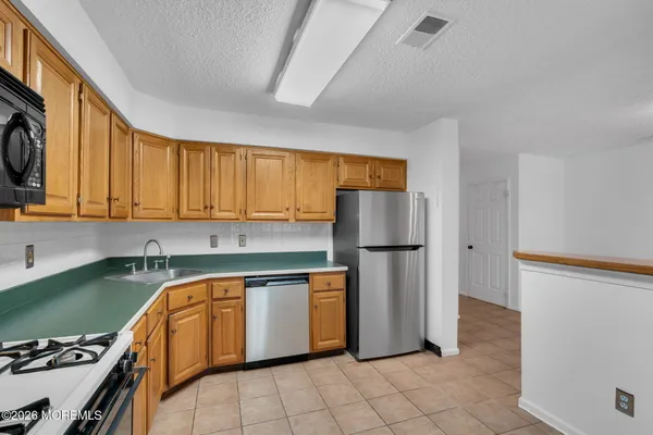 $399,900 | 405 Aberdeen Lane, Unit 425, Toms River, NJ 08753