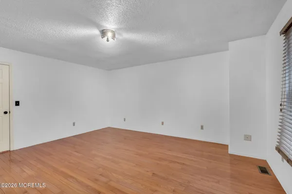$399,900 | 405 Aberdeen Lane, Unit 425, Toms River, NJ 08753
