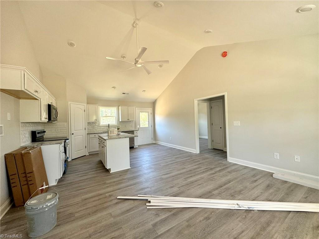 2482 Price Road Eden, NC 27288 - Photo 4 of 19 Gallery Image 4