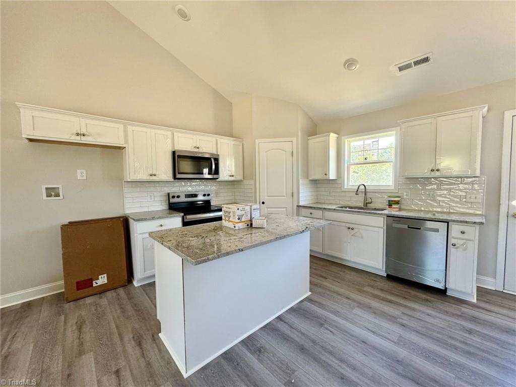 2482 Price Road Eden, NC 27288 - Photo 5 of 19 Gallery Image 5