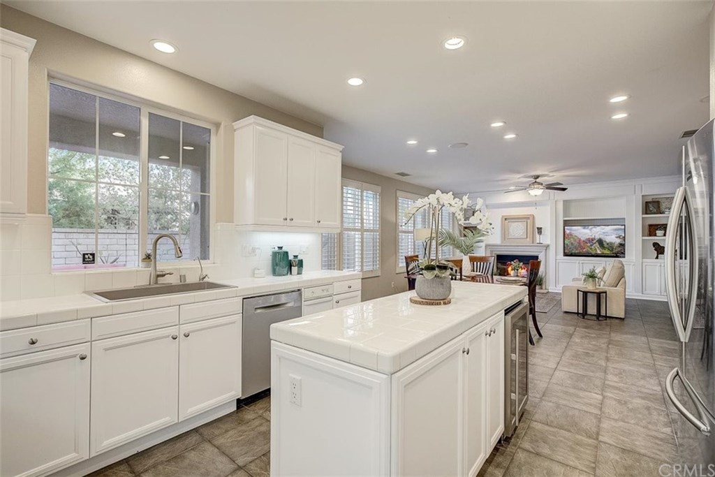 304 Winslow Avenue Long Beach, CA 90814 - Photo 15 of 53