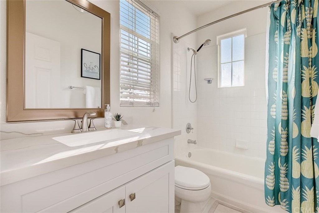 304 Winslow Avenue Long Beach, CA 90814 - Photo 33 of 53