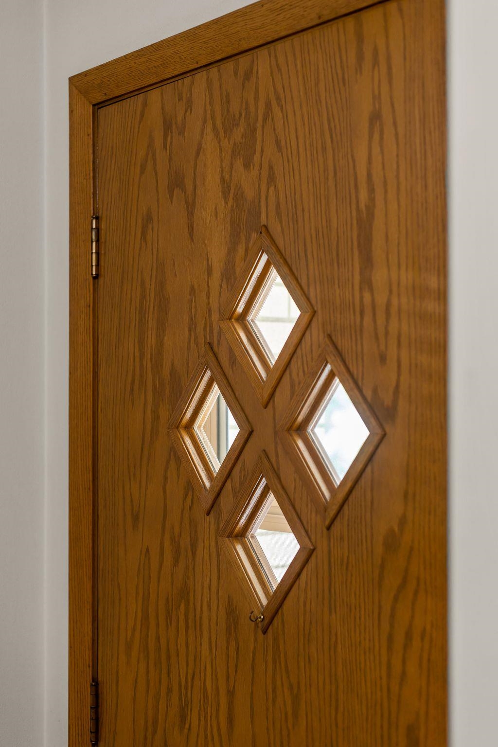 1229 East Pershing Street Appleton, WI 54911 - Photo 6 of 78 Gallery Image 6