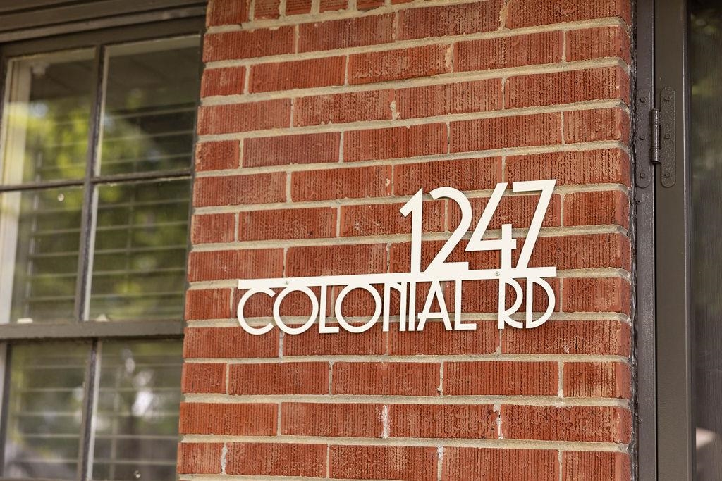 1247 Colonial Road Memphis, TN 38117 - Photo 29 of 29 a view of a door with a door