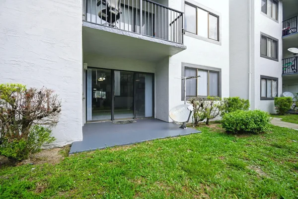 $2,375 | 9244 West Atlantic Boulevard, Unit 1214, Coral Springs, FL 33071