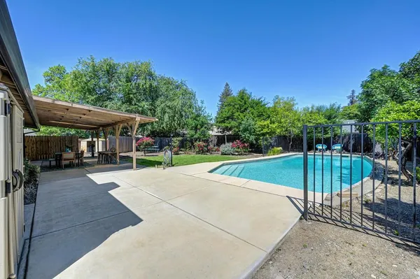 $799,000 | 1133 Auburn Drive, Davis, CA 95616