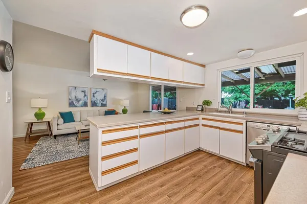 $799,000 | 1133 Auburn Drive, Davis, CA 95616