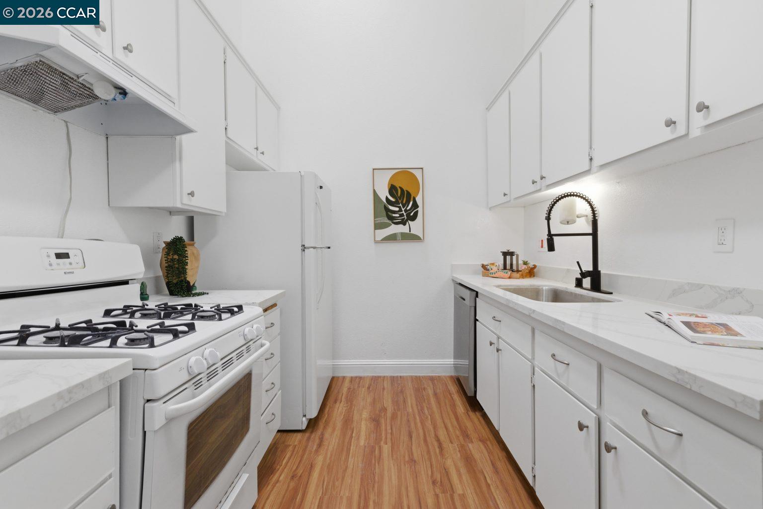2121 Vale Road, Unit 318 San Pablo, CA 94806 - Photo 16 of 51