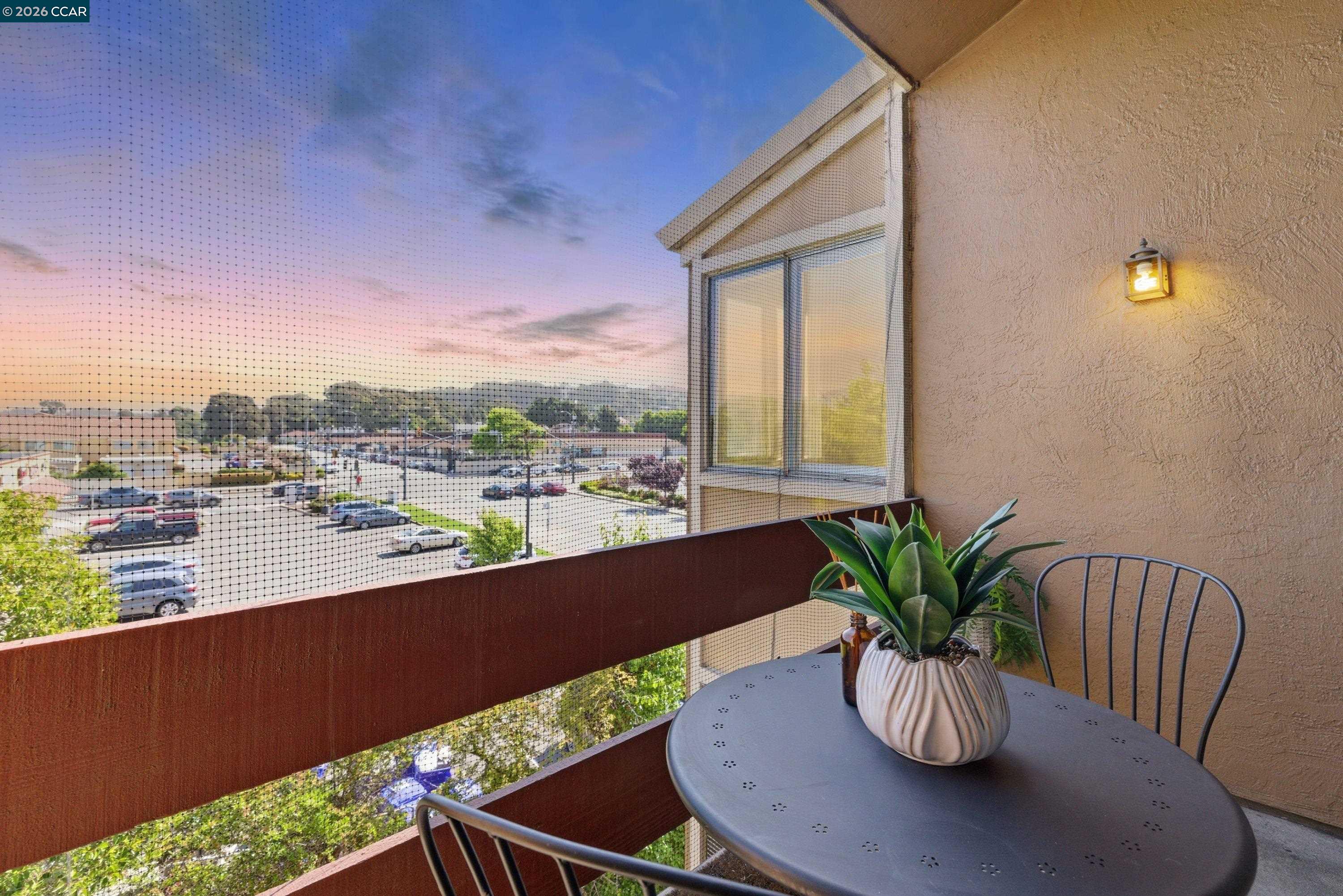 2121 Vale Road, Unit 318 San Pablo, CA 94806 - Photo 26 of 51 Photo has been digitally altered.
