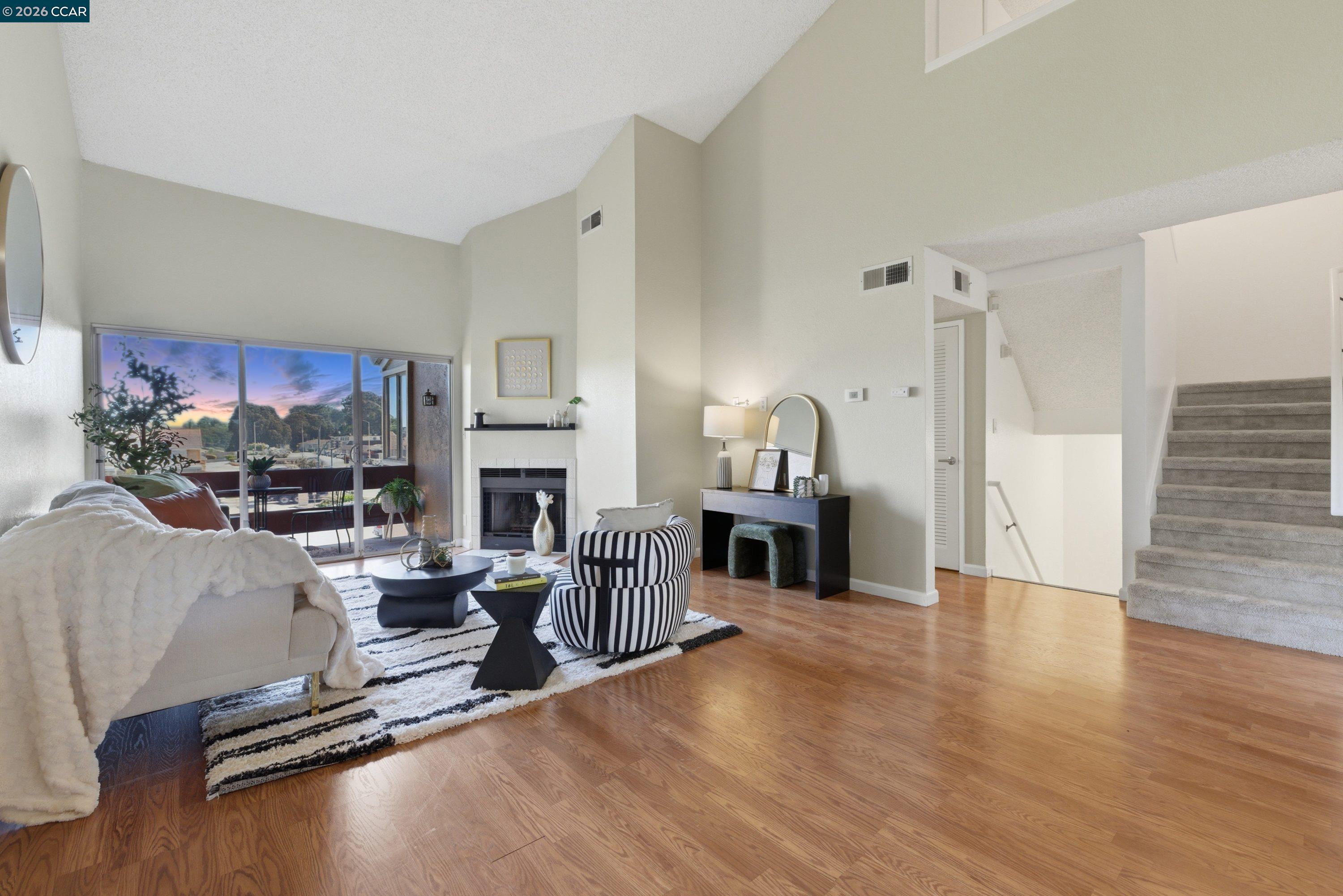 2121 Vale Road, Unit 318 San Pablo, CA 94806 - Photo 6 of 51 Photo has been digitally altered.