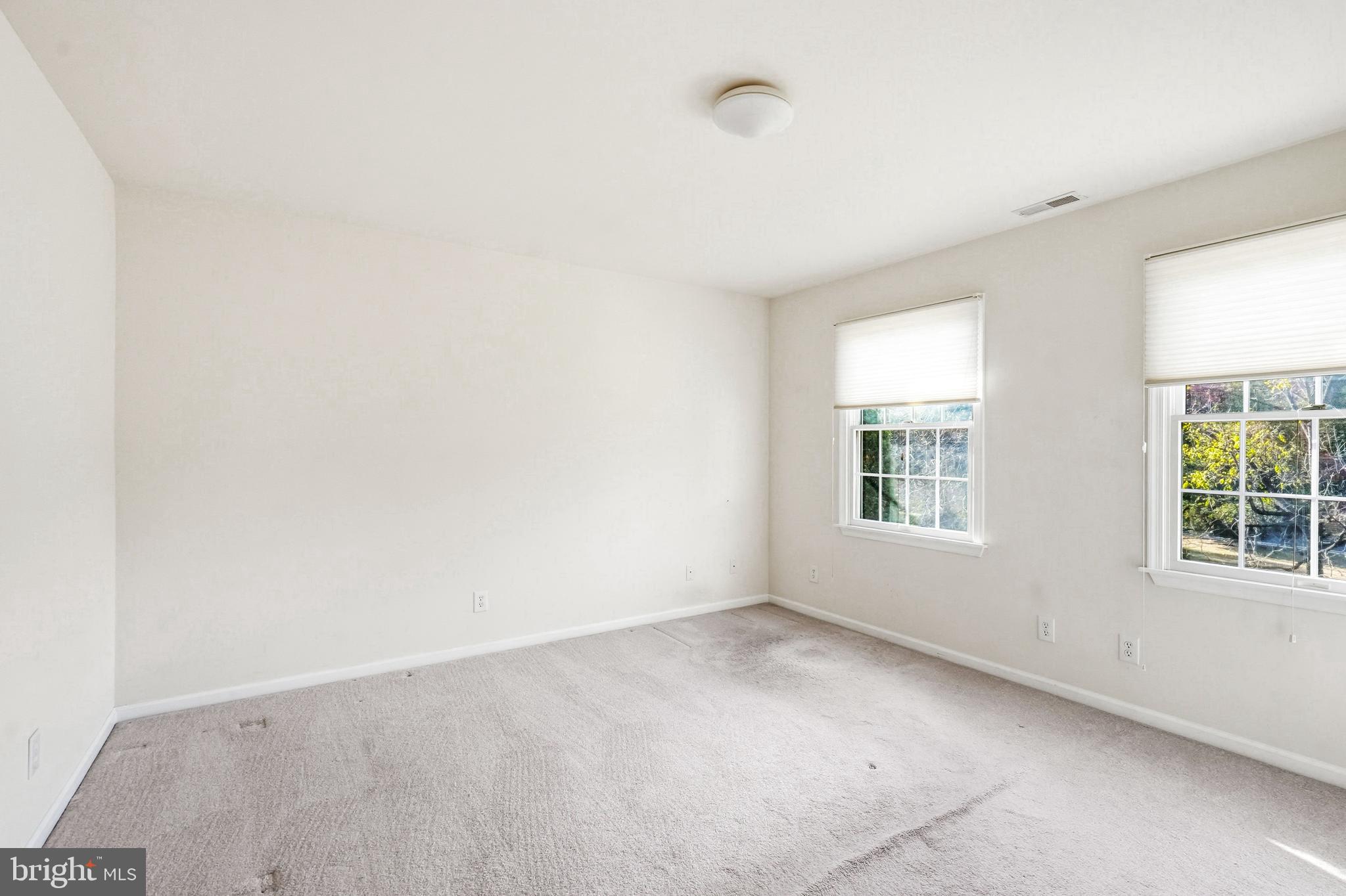 950 Borton Landing Road Moorestown, NJ 08057 - Photo 31 of 53 an empty room with windows