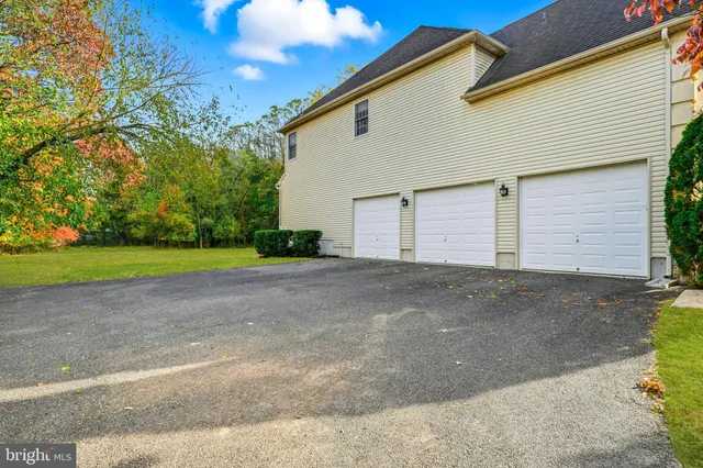 $1,450,000 | 950 Borton Landing Road, Moorestown, NJ 08057