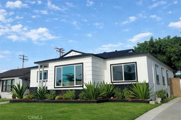 $974,900 | 4113 Brock Avenue, Lakewood, CA 90712