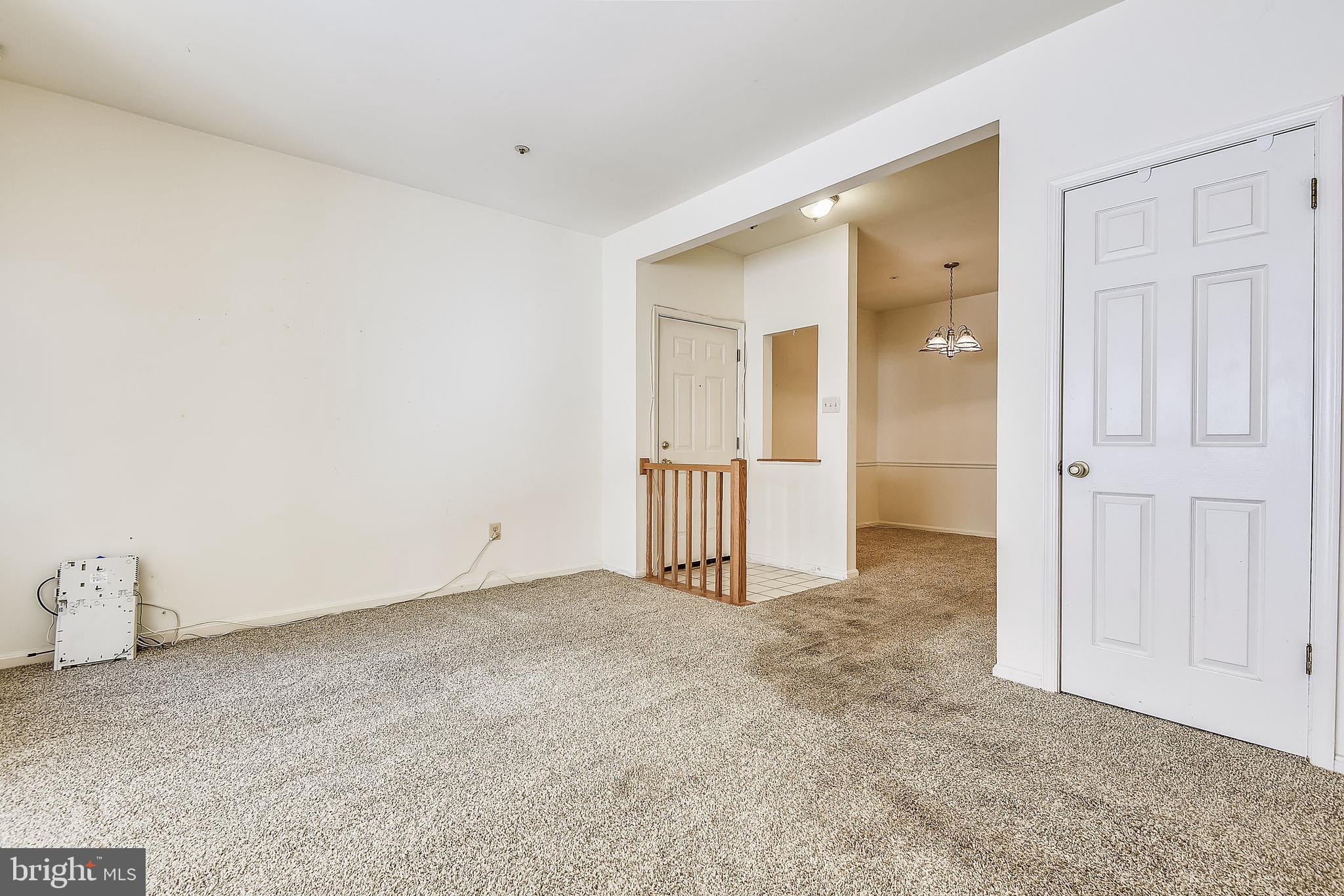 2704 Summerview Way, Unit 103 Annapolis, MD 21401 - Photo 10 of 41 From Living Room to Entrance