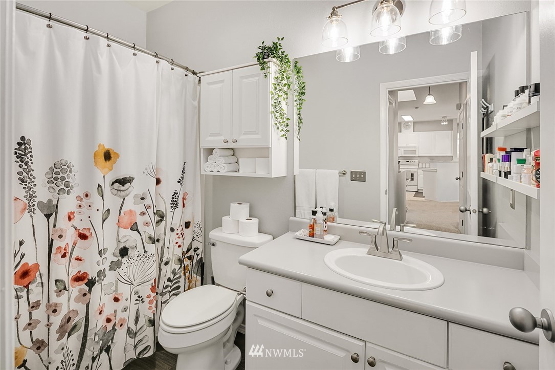 17743 134th Lane Southeast Renton, WA 98058 - Photo 11 of 16 Gallery Image 11