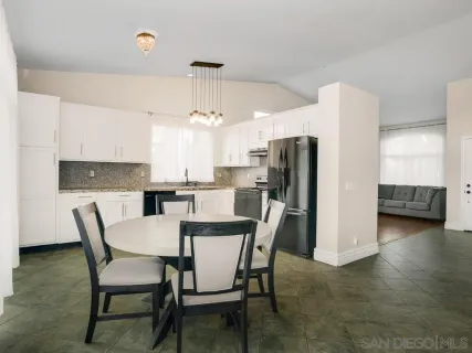 $649,000 | 32453 Enriqueta Circle, Temecula, CA 92592