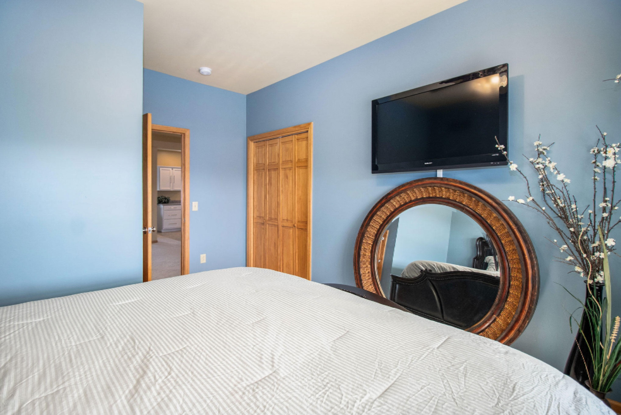68260 Cassopolis Road Edwardsburg, MI 49112 - Photo 23 of 41 IMG_3978