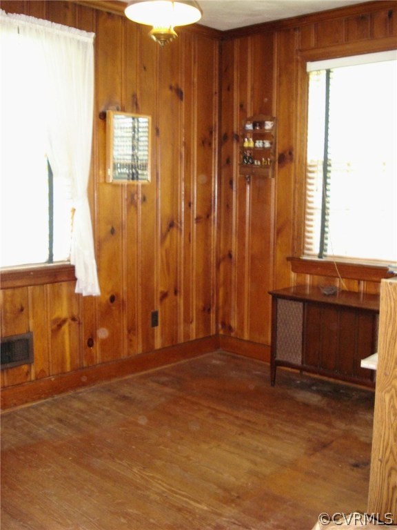 2110 Springdale Road Richmond, VA 23222 - Photo 8 of 19 den/office downstairs- hardwood flooring, knotty p
