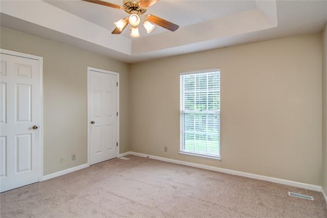 560 Martin Road Clarksville, TN 37042 - Photo 9 of 20 master bedroom