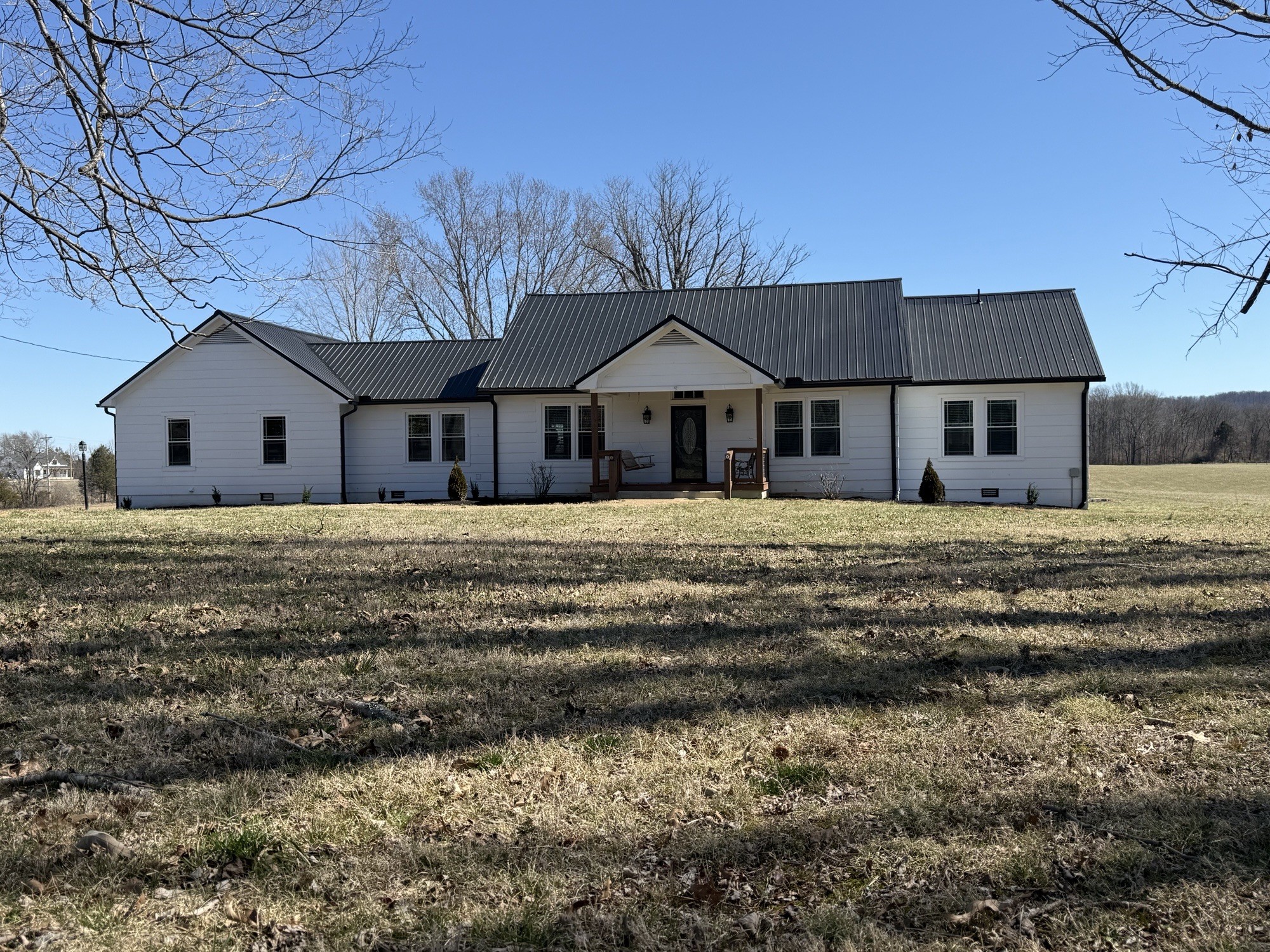 415 Viola Road McMinnville, TN 37110 - Photo 2 of 53