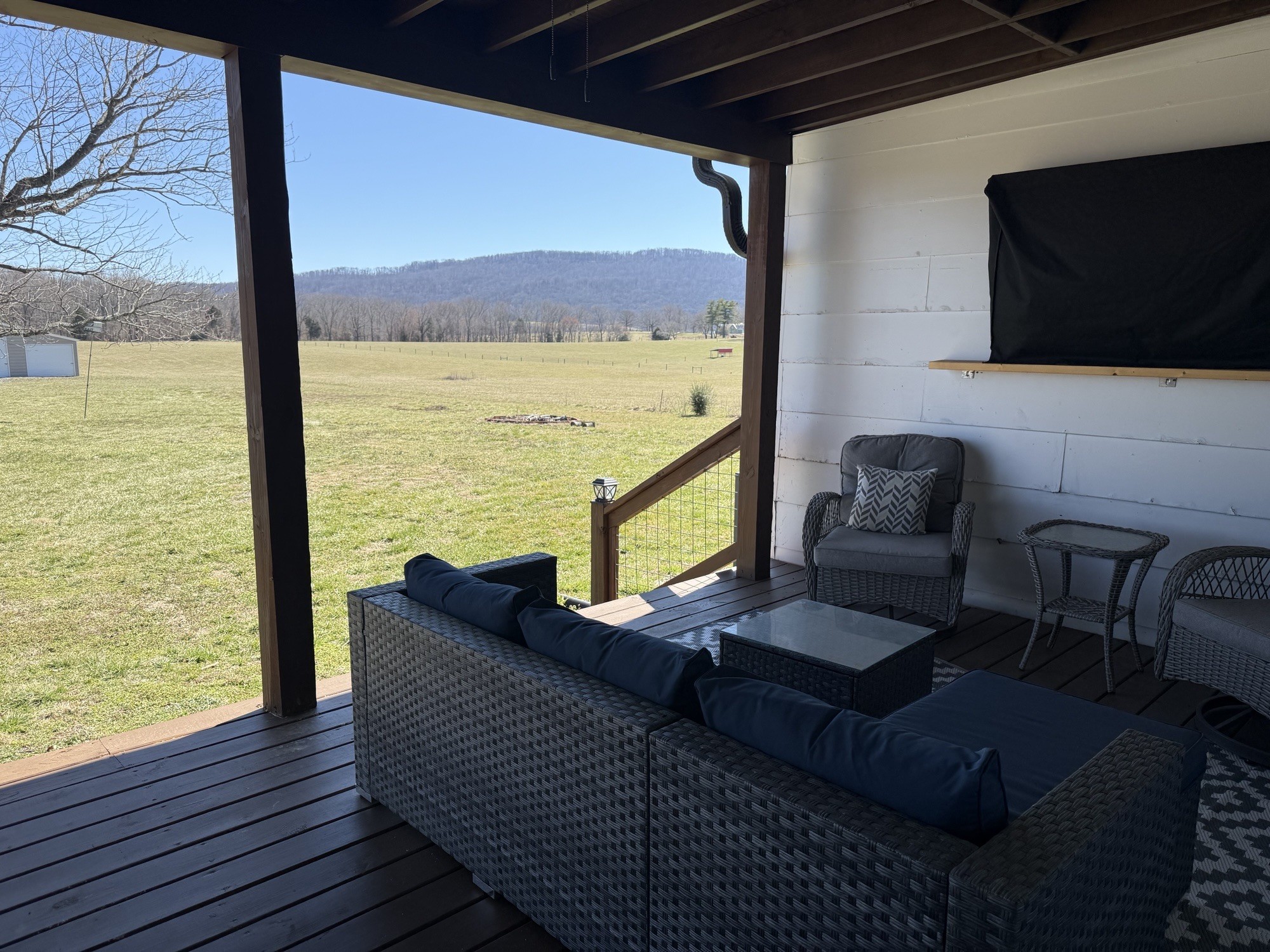 415 Viola Road McMinnville, TN 37110 - Photo 32 of 53