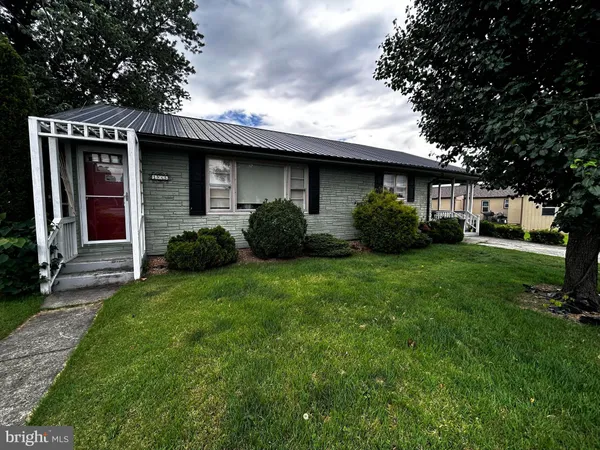 $169,900 | 105 Judy Street, Petersburg, WV 26847