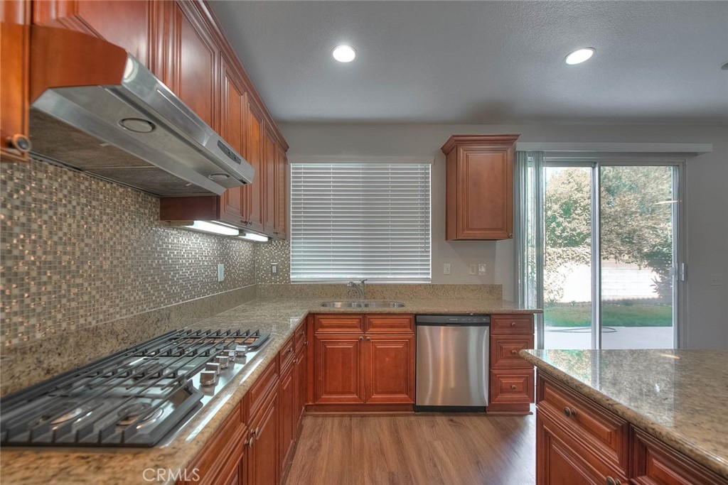 5732 Ridgemark Place Fontana, CA 92336 - Photo 14 of 22 Gallery Image 14