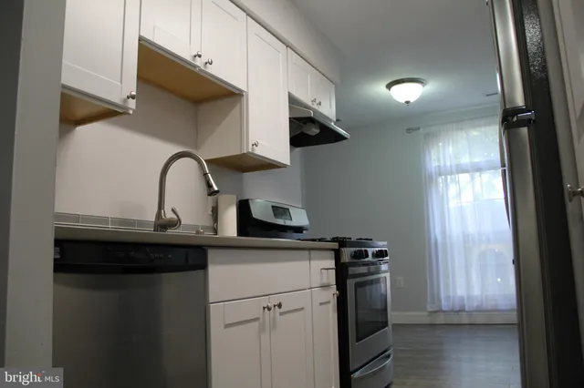 $2,250 | 3360 Woodburn Road, Unit 23, Annandale, VA 22003