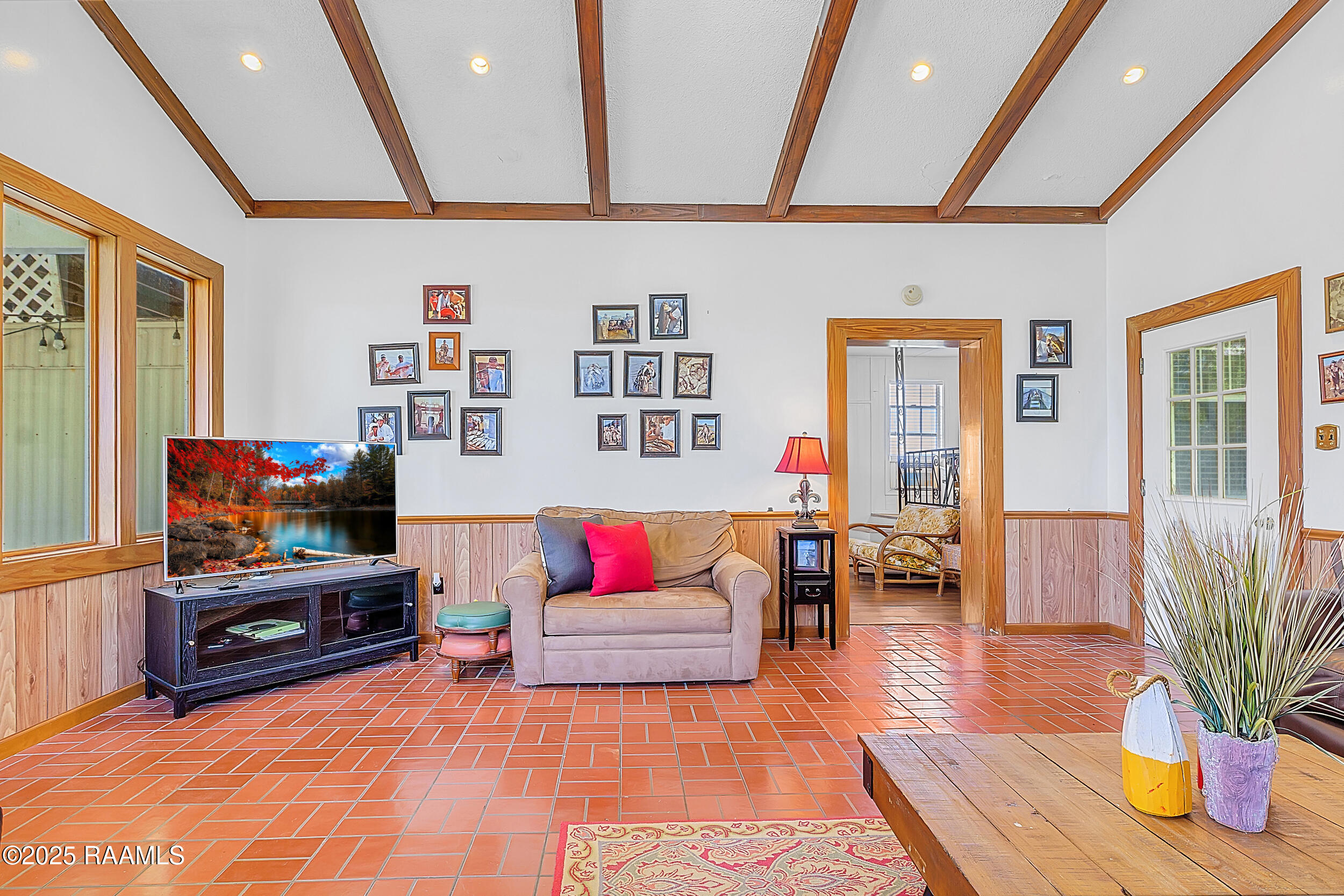 141 Martin Hebert Street Lake Charles, LA 70607 - Photo 4 of 17 10_dsc02343