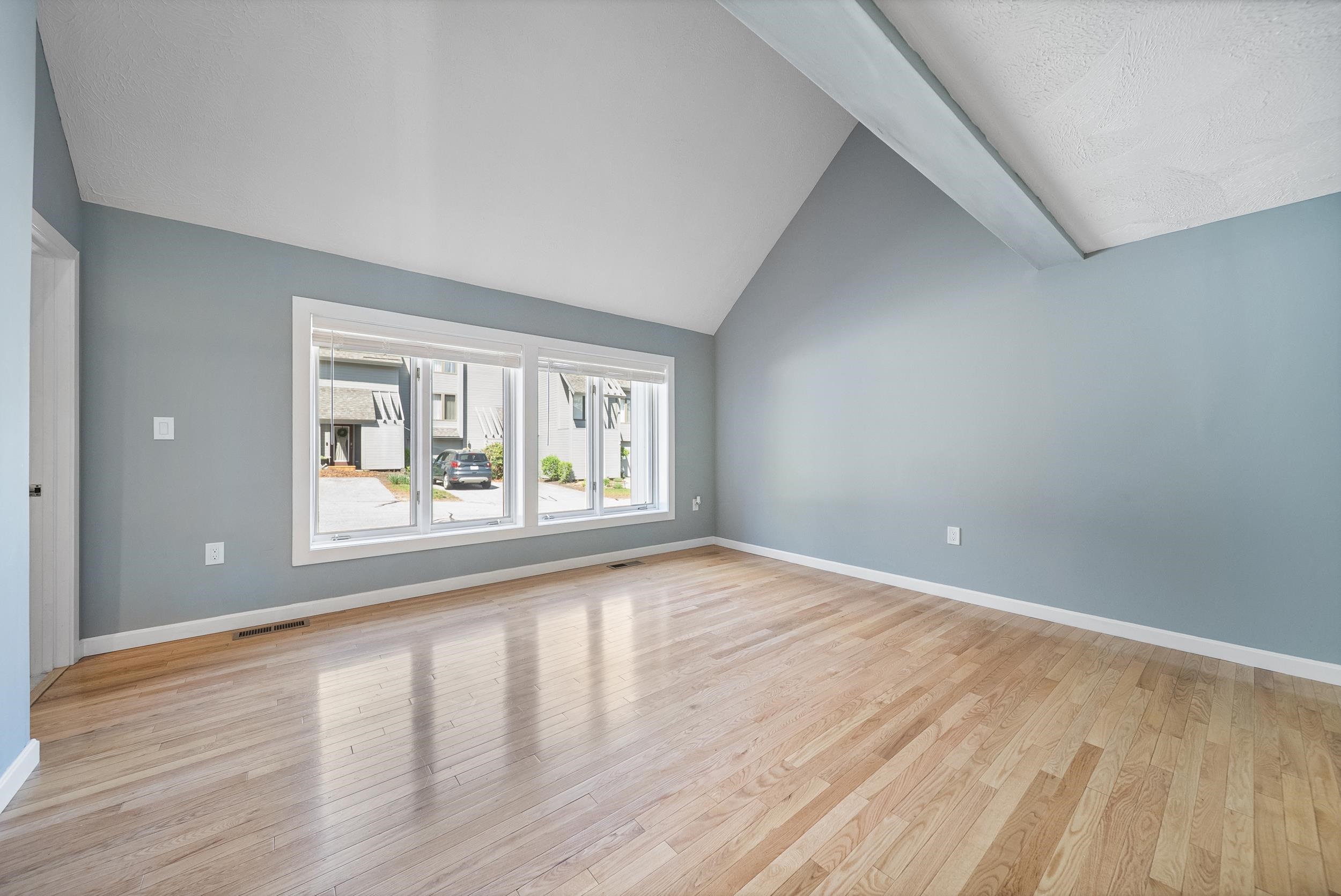 5 Tsienneto Road, Unit 28 Derry, NH 03038 - Photo 3 of 39 Gallery Image 3