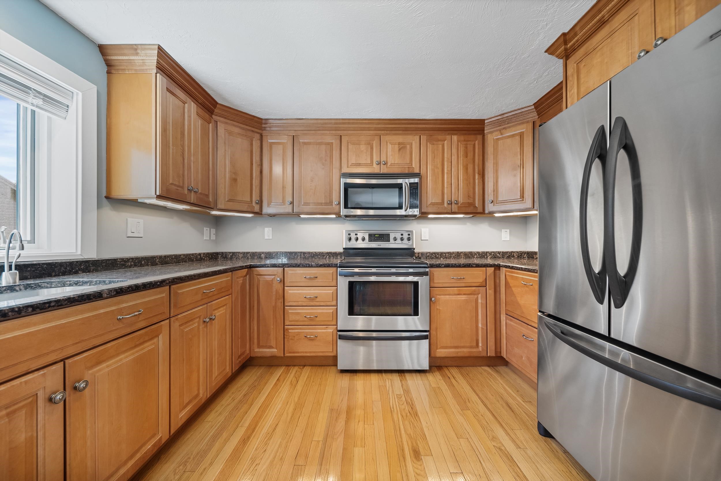 5 Tsienneto Road, Unit 28 Derry, NH 03038 - Photo 9 of 39 Gallery Image 9