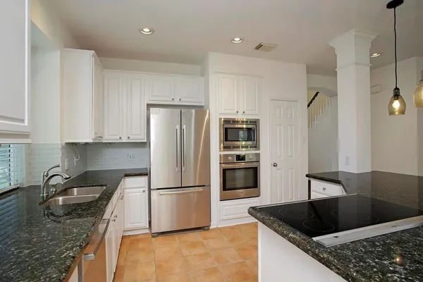 $3,645 | 6902 Afton Woods Drive, Houston, TX 77055