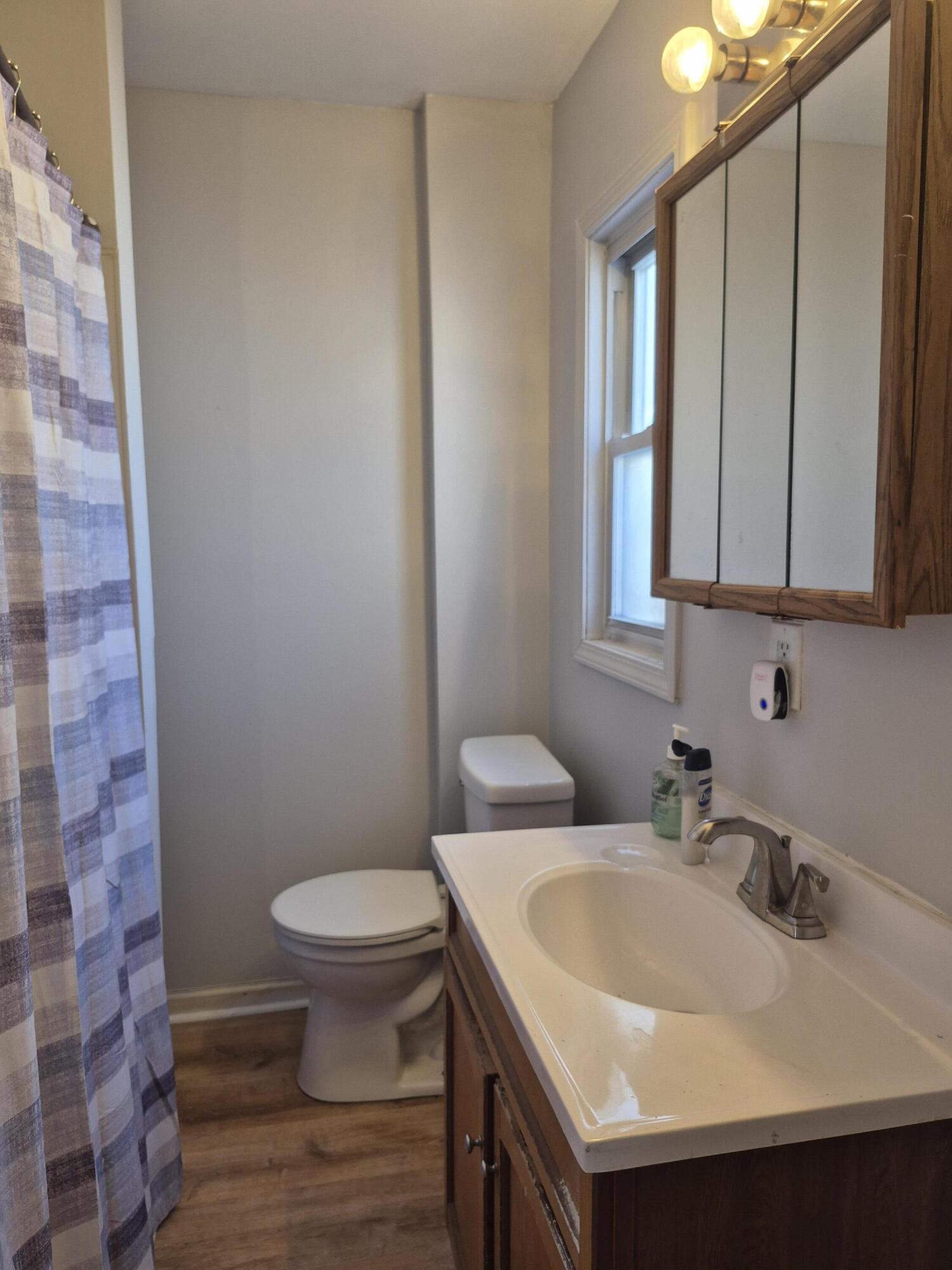 608 Clark Road Gary, IN 46406 - Photo 8 of 22 1500x2000