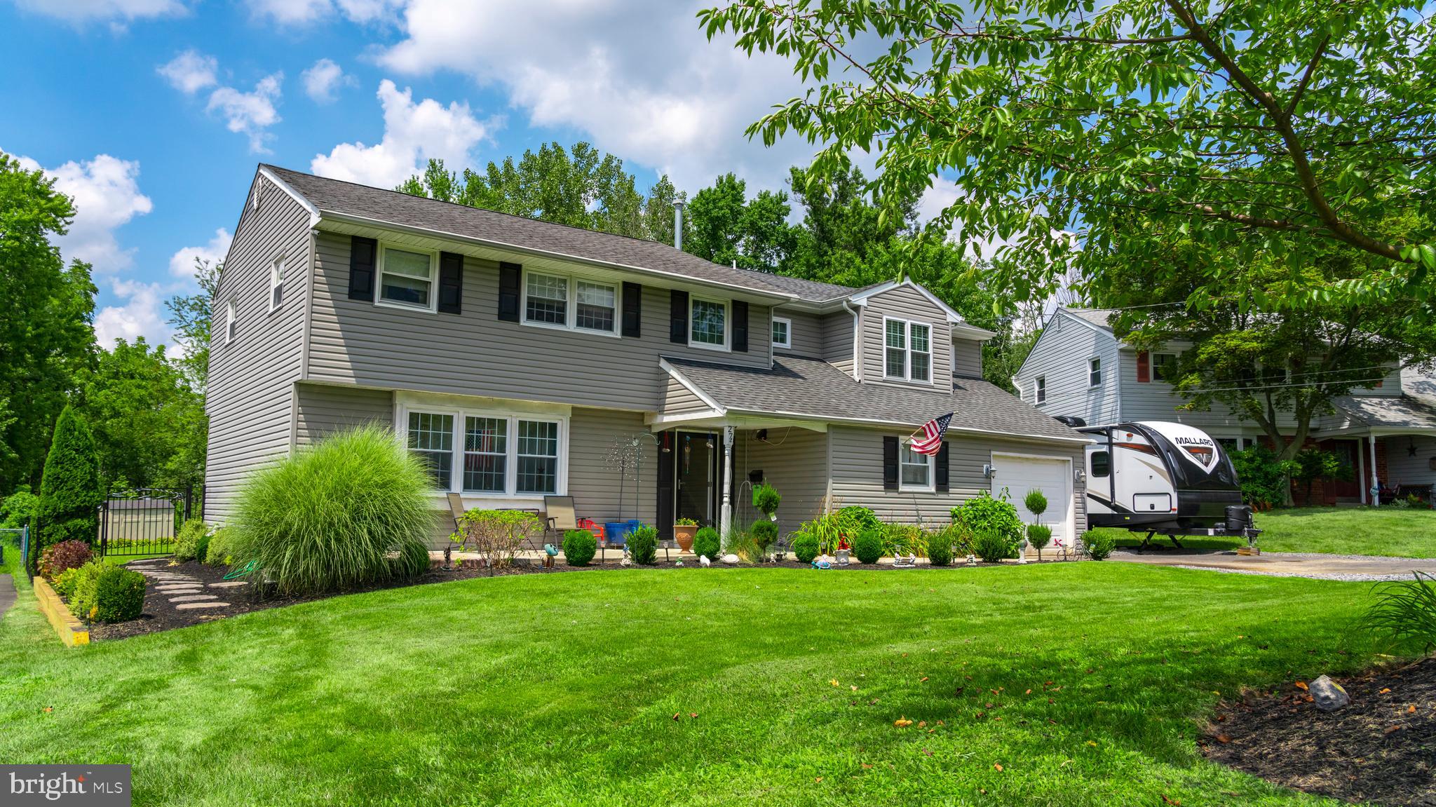 274 Centennial Road Warminster, PA 18974 - Photo 1 of 33