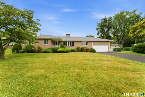 $475,000 | 883 Saw Mill Road, West Haven, CT 06516