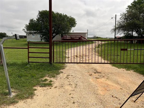 $399,900 | 1661 County Road 195, Dublin, TX 76446