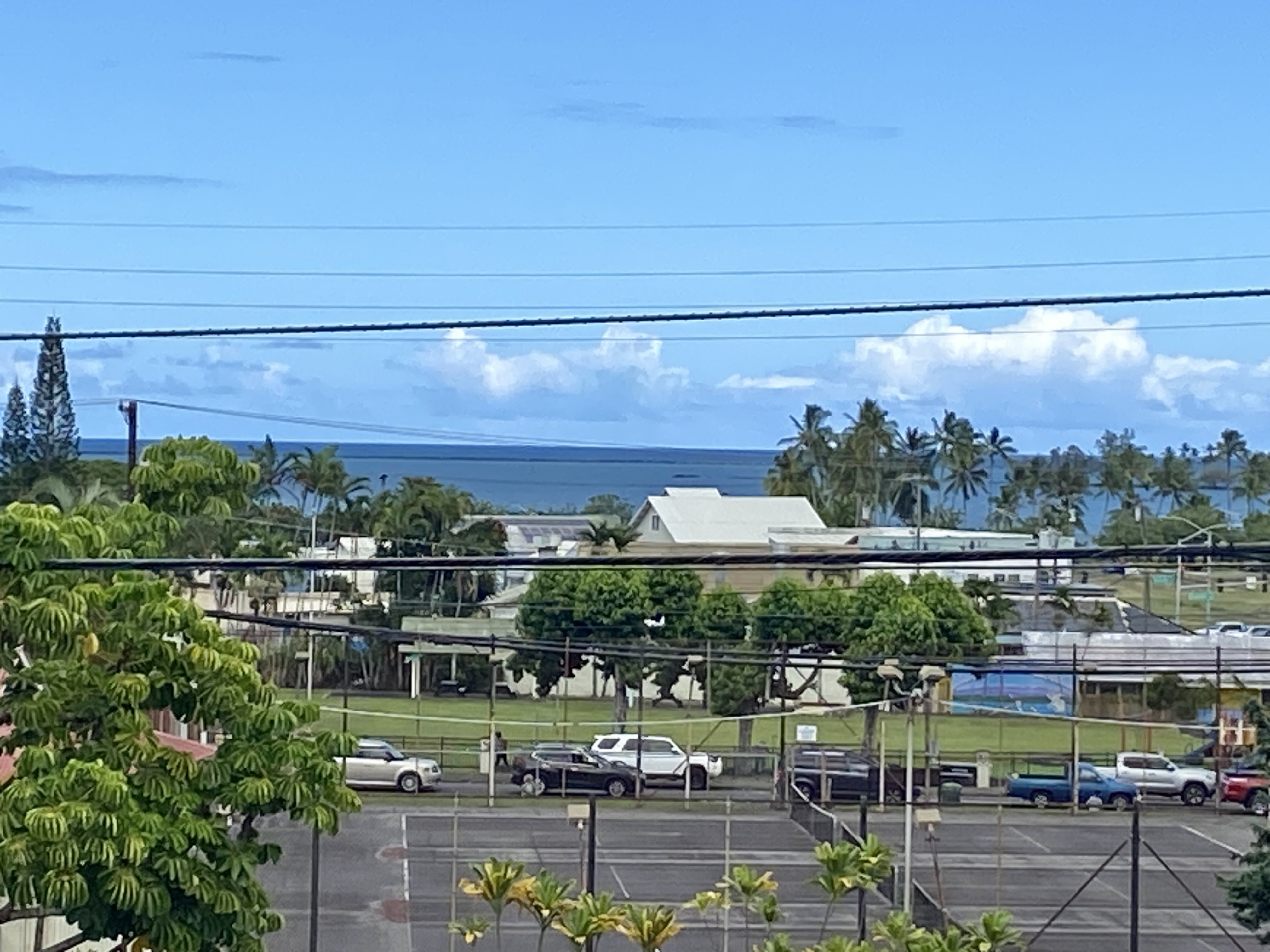 270 Ululani Street, Unit 27 Hilo, HI 96720 - Photo 9 of 19 a view of a city