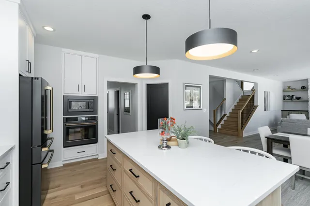 $1,320,000 | 2643 Timber Oaks Road Southwest, Rochester, MN 55902