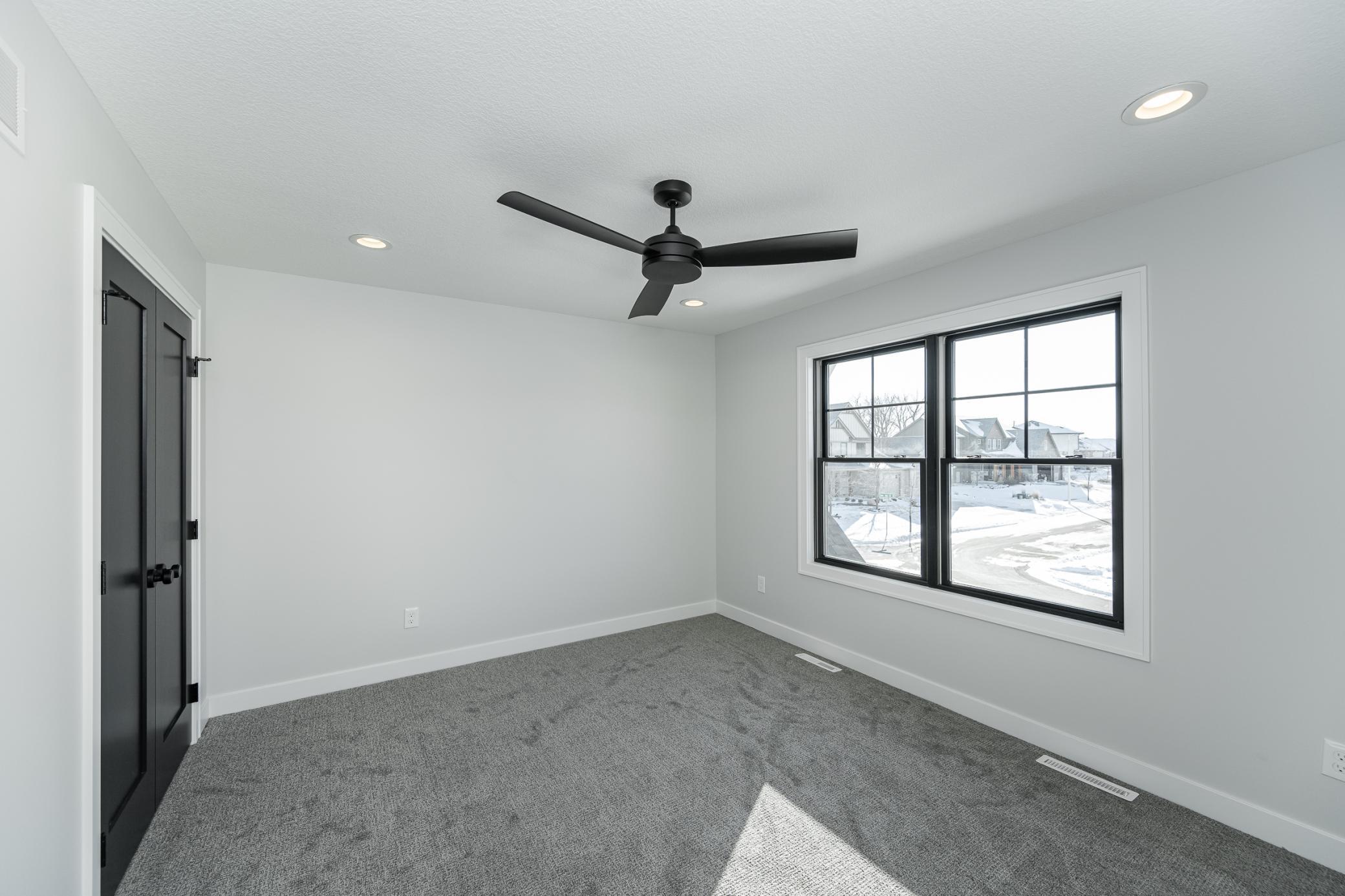 2643 Timber Oaks Road Southwest Rochester, MN 55902 - Photo 30 of 47