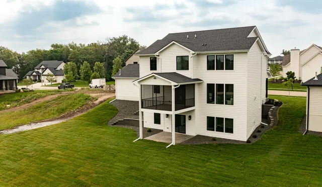 $1,320,000 | 2643 Timber Oaks Road Southwest, Rochester, MN 55902