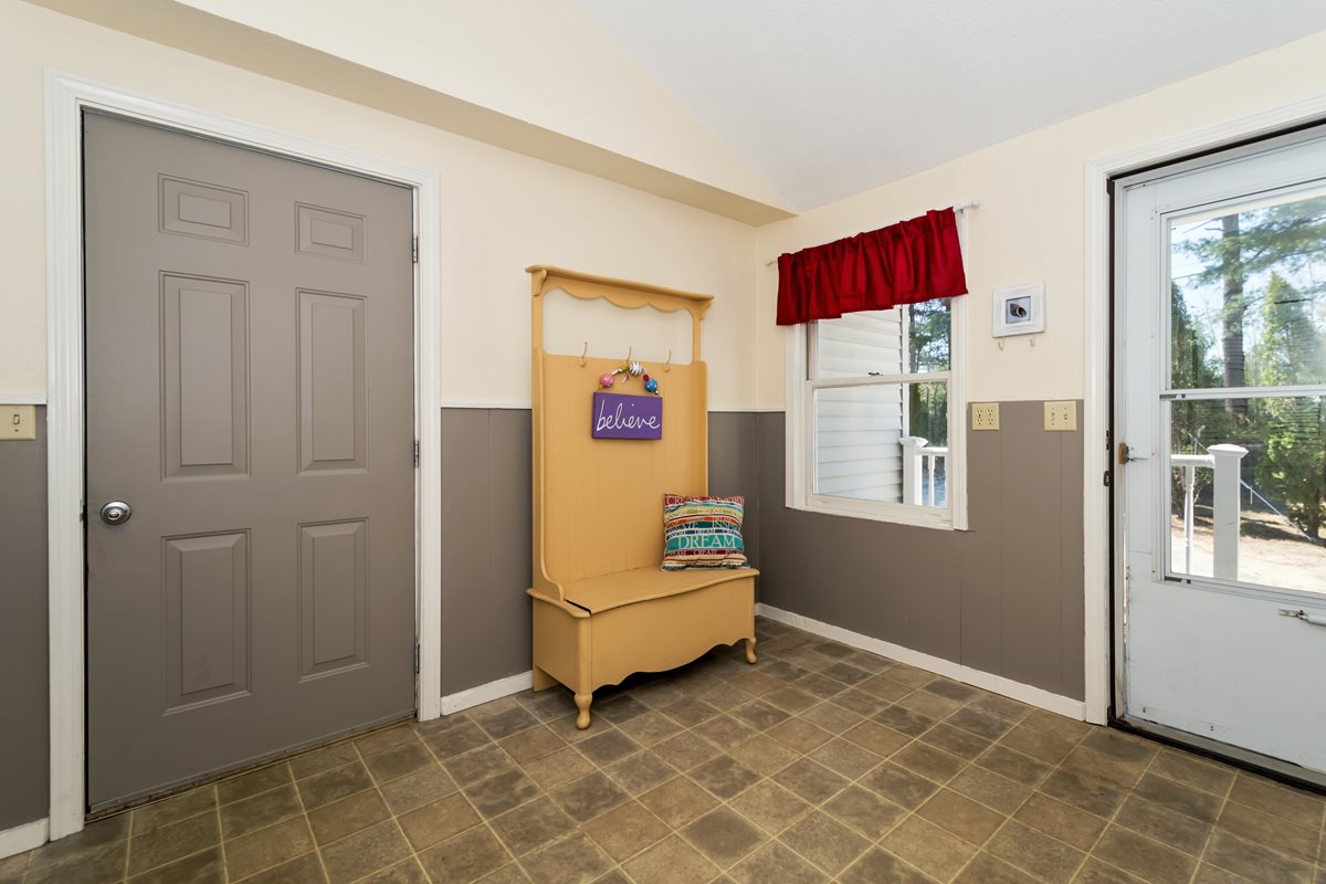 149 A Flagg Road Rochester, NH 03839 - Photo 3 of 30