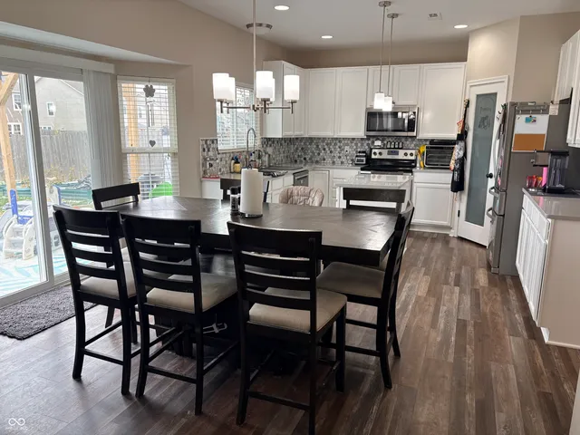 $350,000 | 2607 Twinleaf Drive, Plainfield, IN 46168