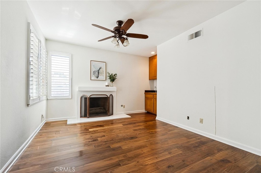 25123 Barnhill Road Saugus, CA 91350 - Photo 30 of 55