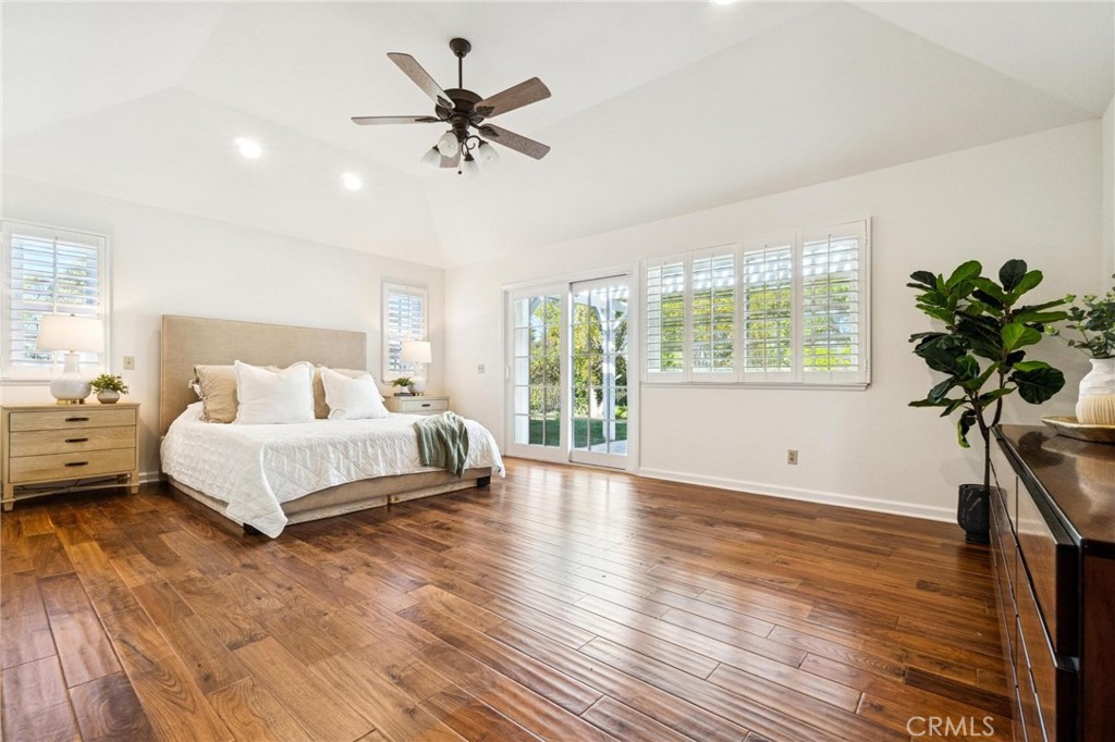 25123 Barnhill Road Saugus, CA 91350 - Photo 33 of 55