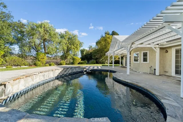 $1,450,000 | 25123 Barnhill Road, Saugus, CA 91350